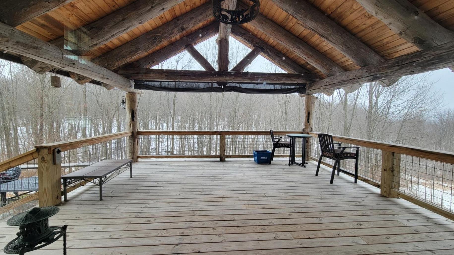Firefly Creek Lodge Livonia Exterior photo